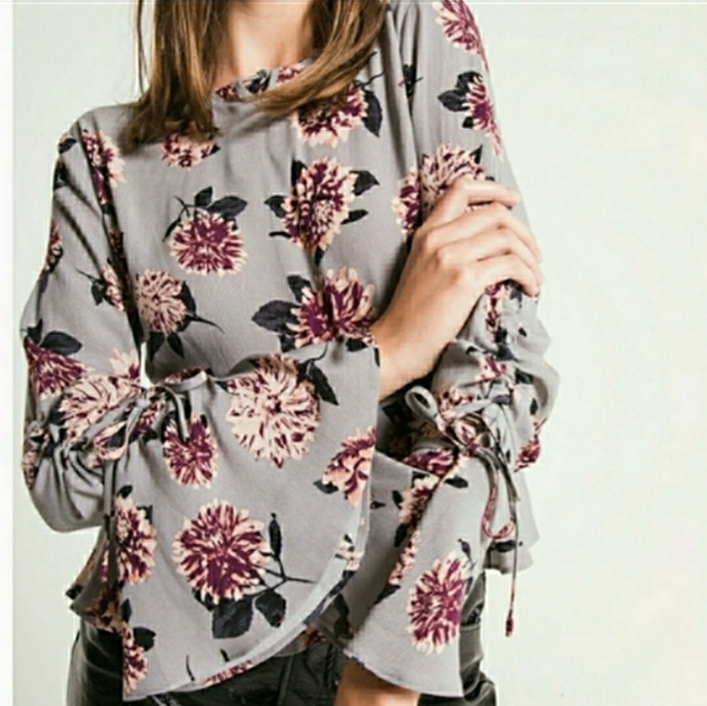 Black Swan medium gray floral tie bell sleeve peplum waist shirt blouse